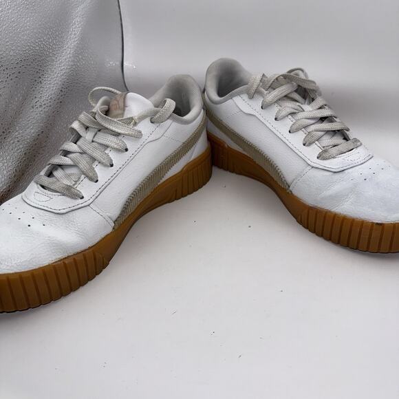 Size 7. - Women’s Puma Shoes- 395631-01 Soft Foam - Picture 3 of 12